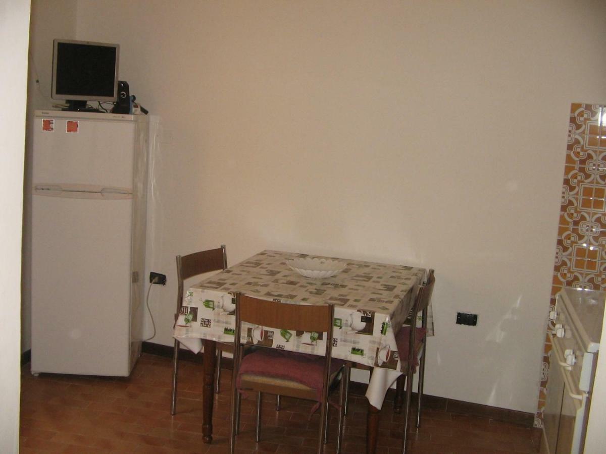 Bilocale Patti Daire Dış mekan fotoğraf